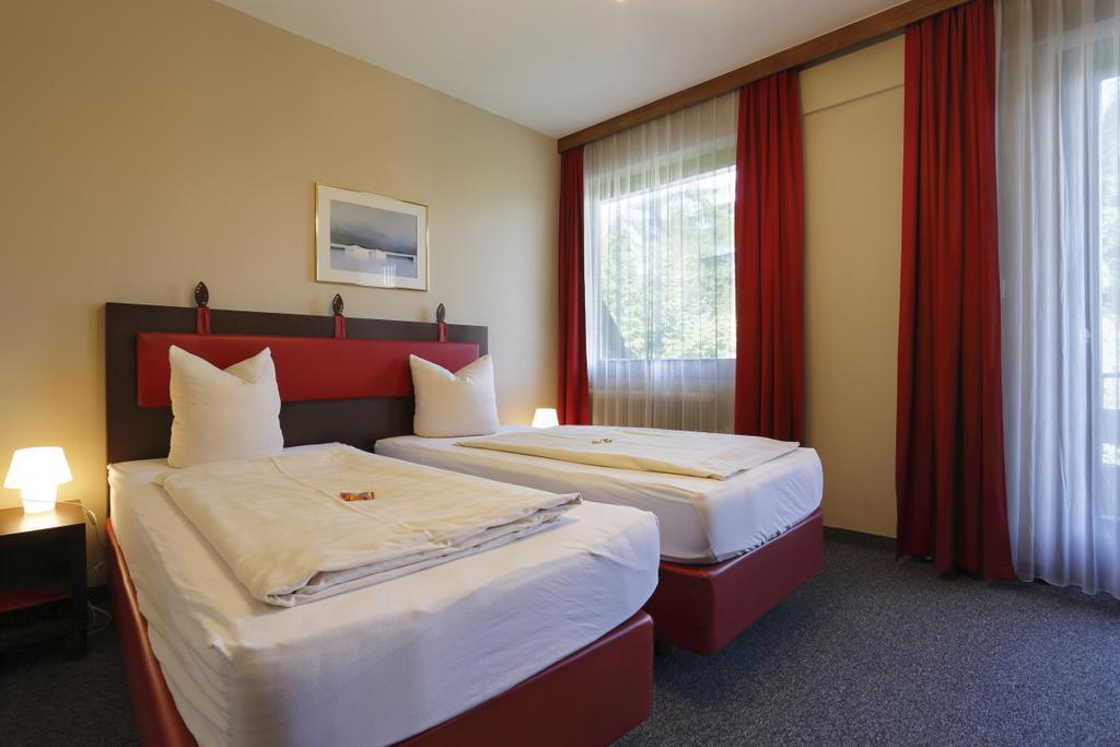 Alpen.Adria.Stadthotel Клагенфурт Екстериор снимка